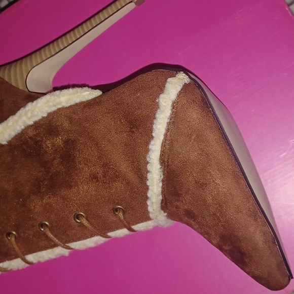 Shearling thigh high boot - Picture 1 of 4
